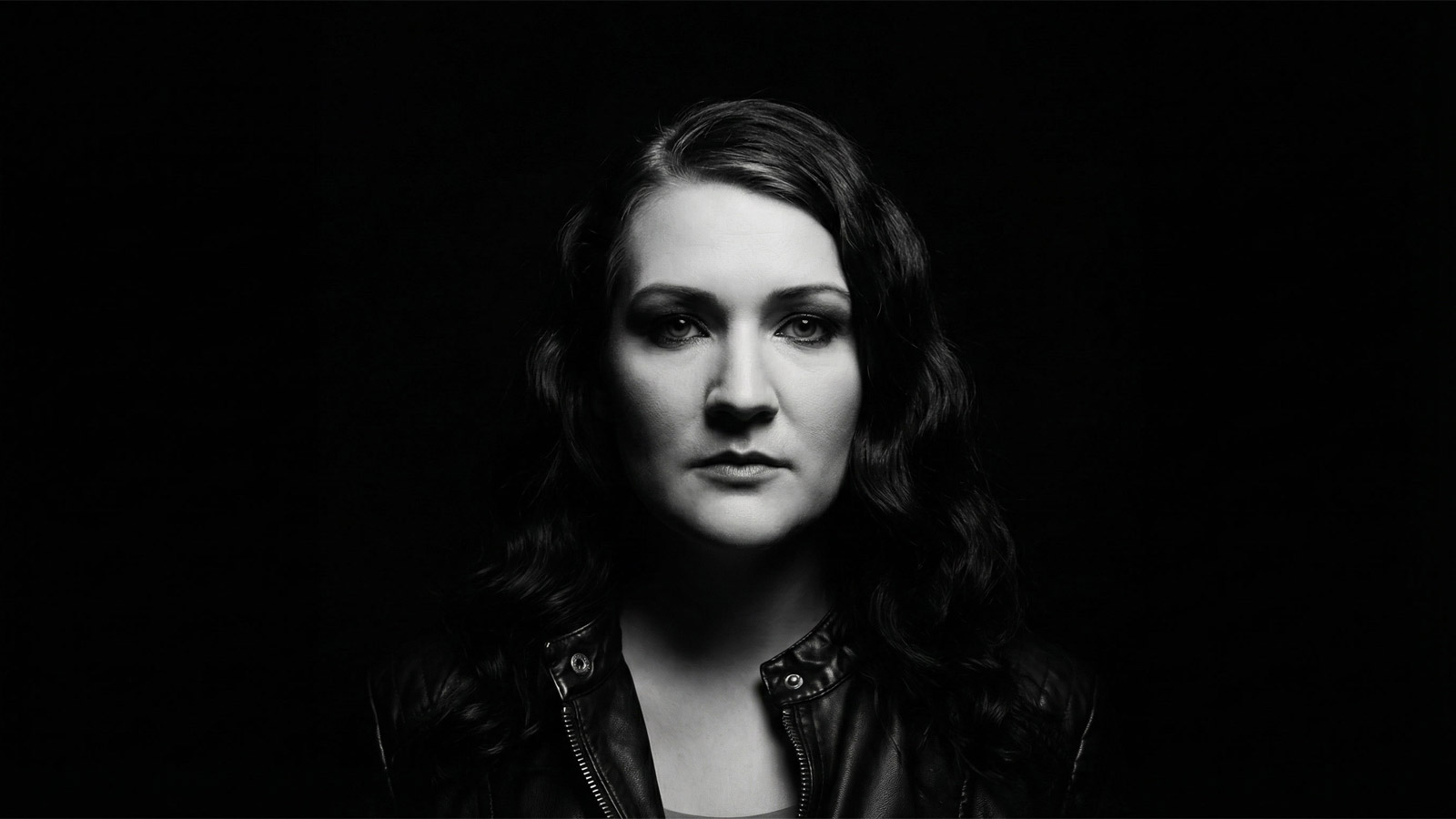 INA – deutsche Sängerin für emotionalen Pop<br />
